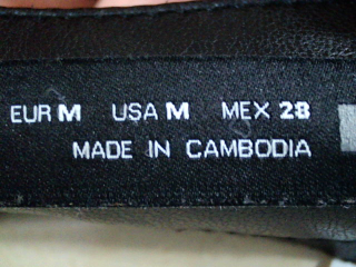 Pantalon Zara de la taille M, de couleur noir de synthétique