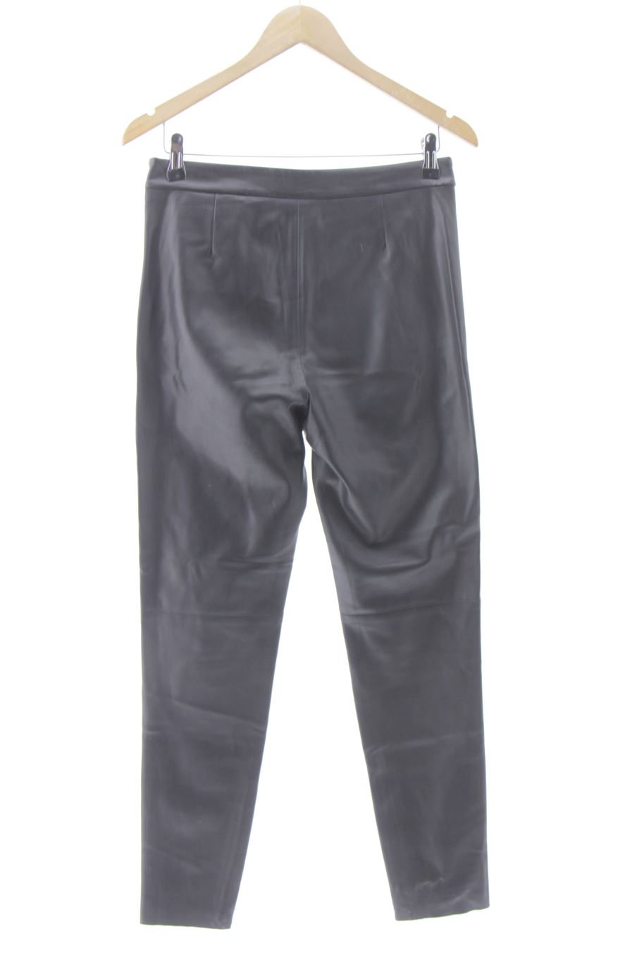 Pantalon Zara de la taille M, de couleur noir de synthétique