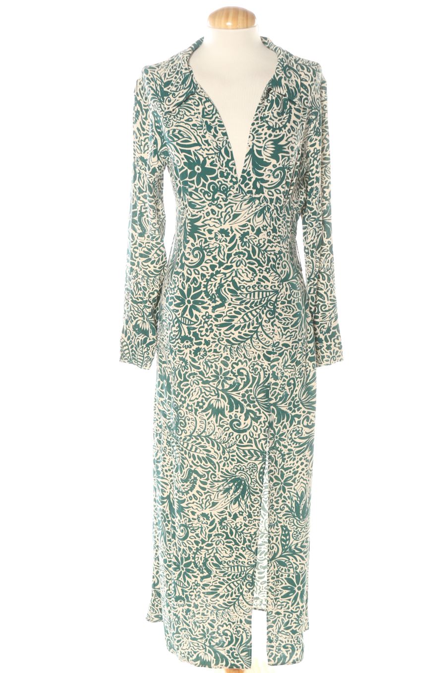 Robe casual Zara de la taille M, de couleur imprimés