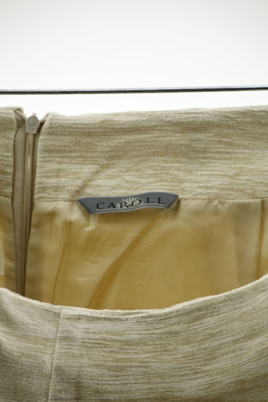 Traje de chaqueta de Caroll de la talla 40, de color beige