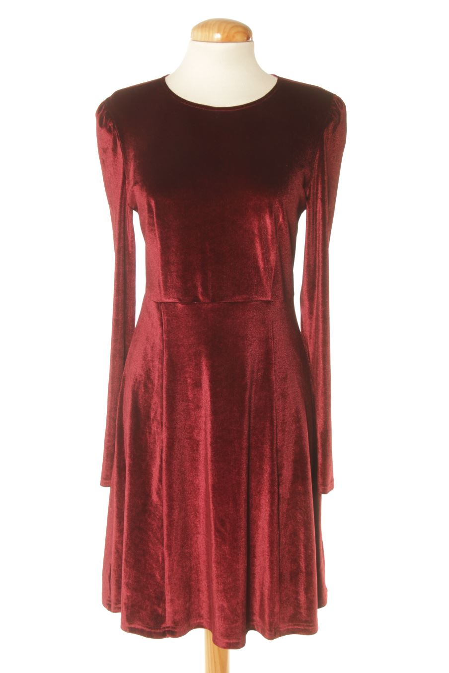 Robe Camaieu de la taille M, de couleur bordeaux de velours