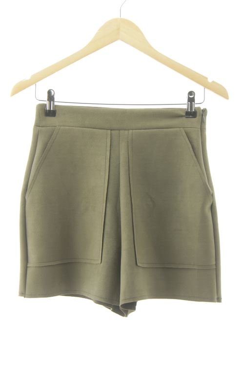Pantaloni corti