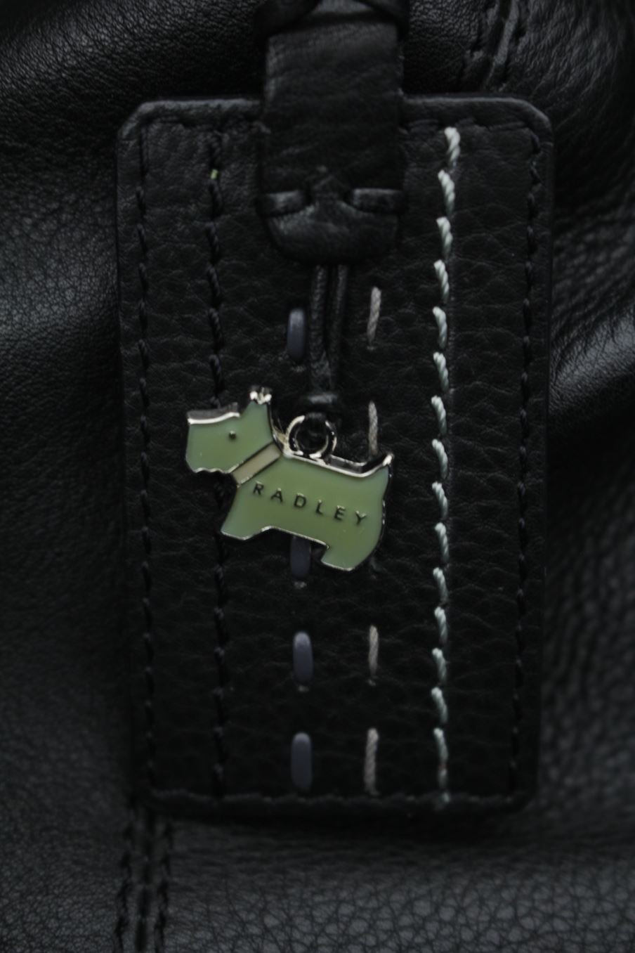 Bolso de Hombro Negro de Radley