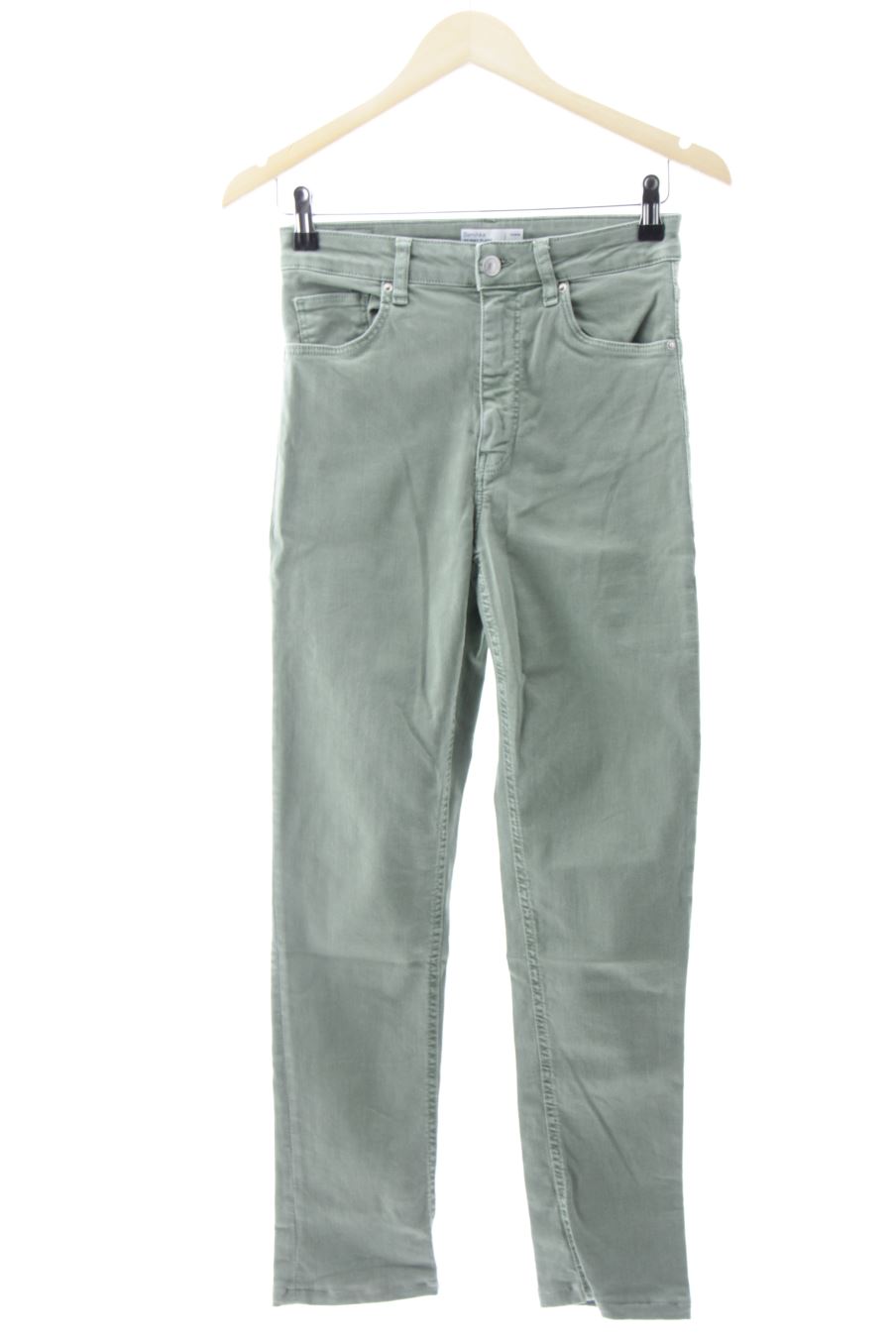 Vaquero de Bershka de la talla 36, de color verde de ropa vaquera