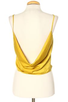 Aufwändiges Top 32 MISSGUIDED