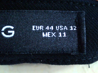 Pantalón de Mango de la talla 44, de color negro
