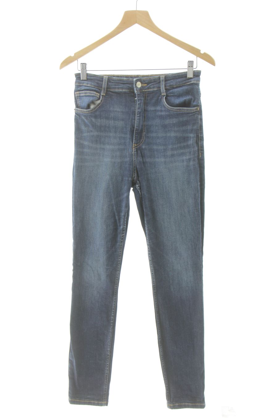 Vaquero de Zara de la talla 40, de color azul