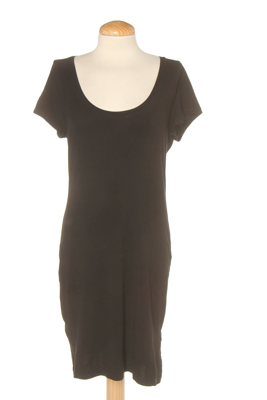 Robe casual H&M de la taille M, de couleur noir