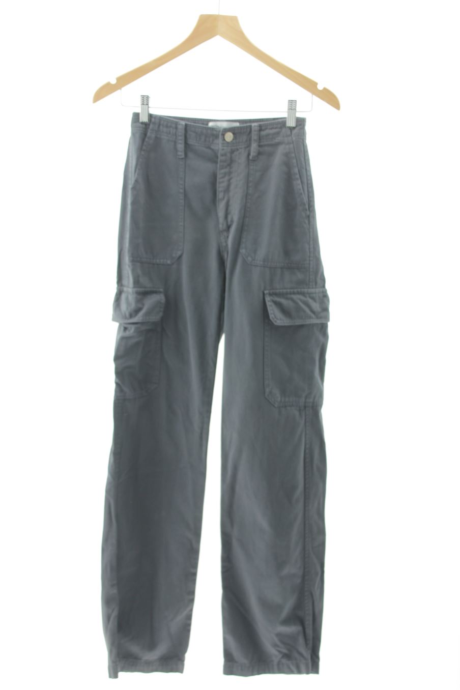 Jeans Zara de la taille 32, de couleur gris de denim