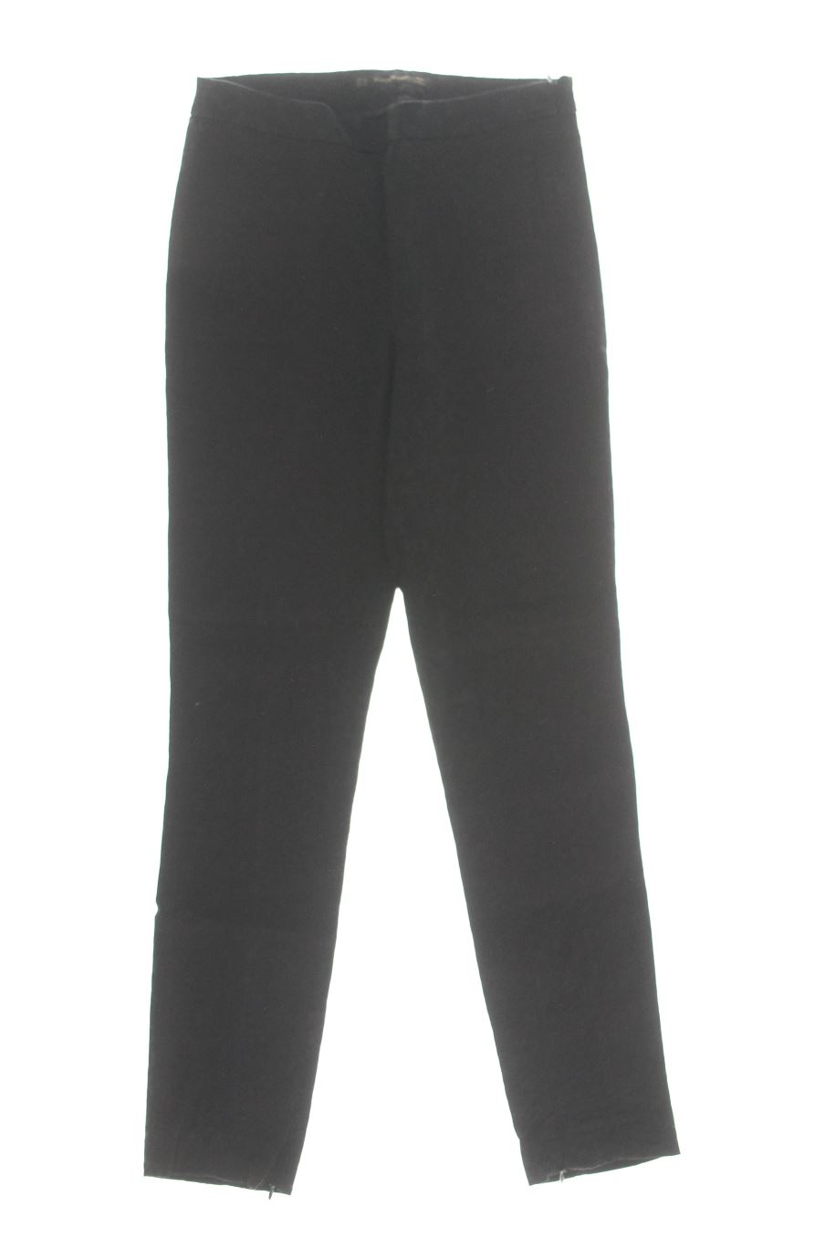 Pantalón de Zara de la talla XS, de color negro