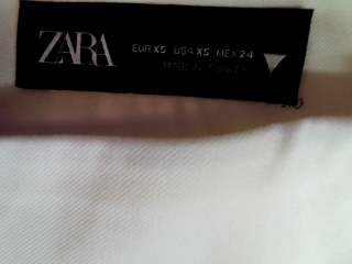 Pantalon Zara de la taille XS, de couleur blanc