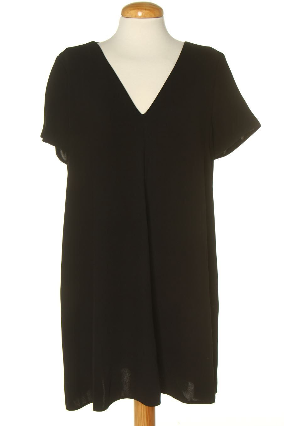Robe casual Trafaluc de la taille L, de couleur noir