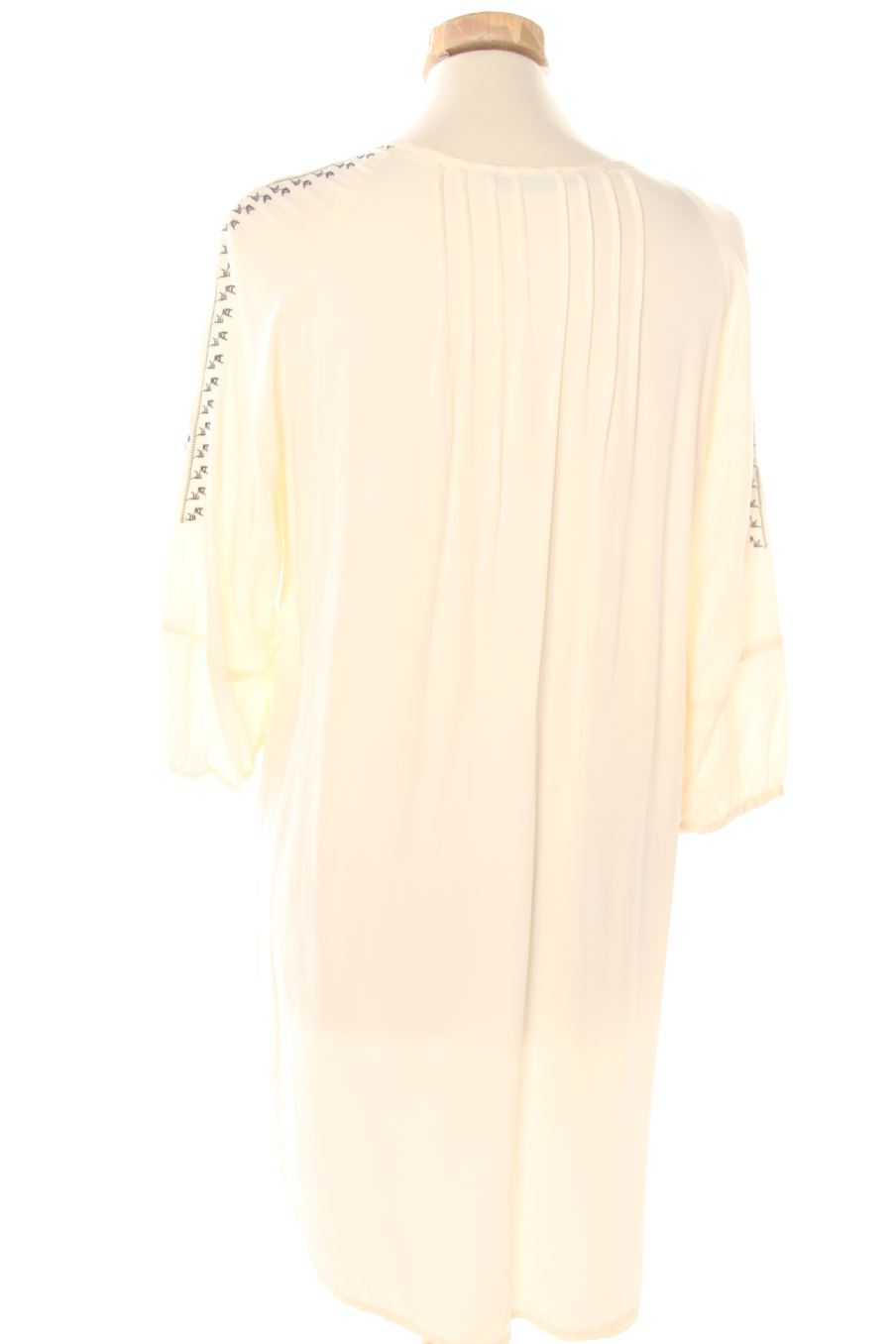 Vestido casual de Zara de la talla S, de color beige