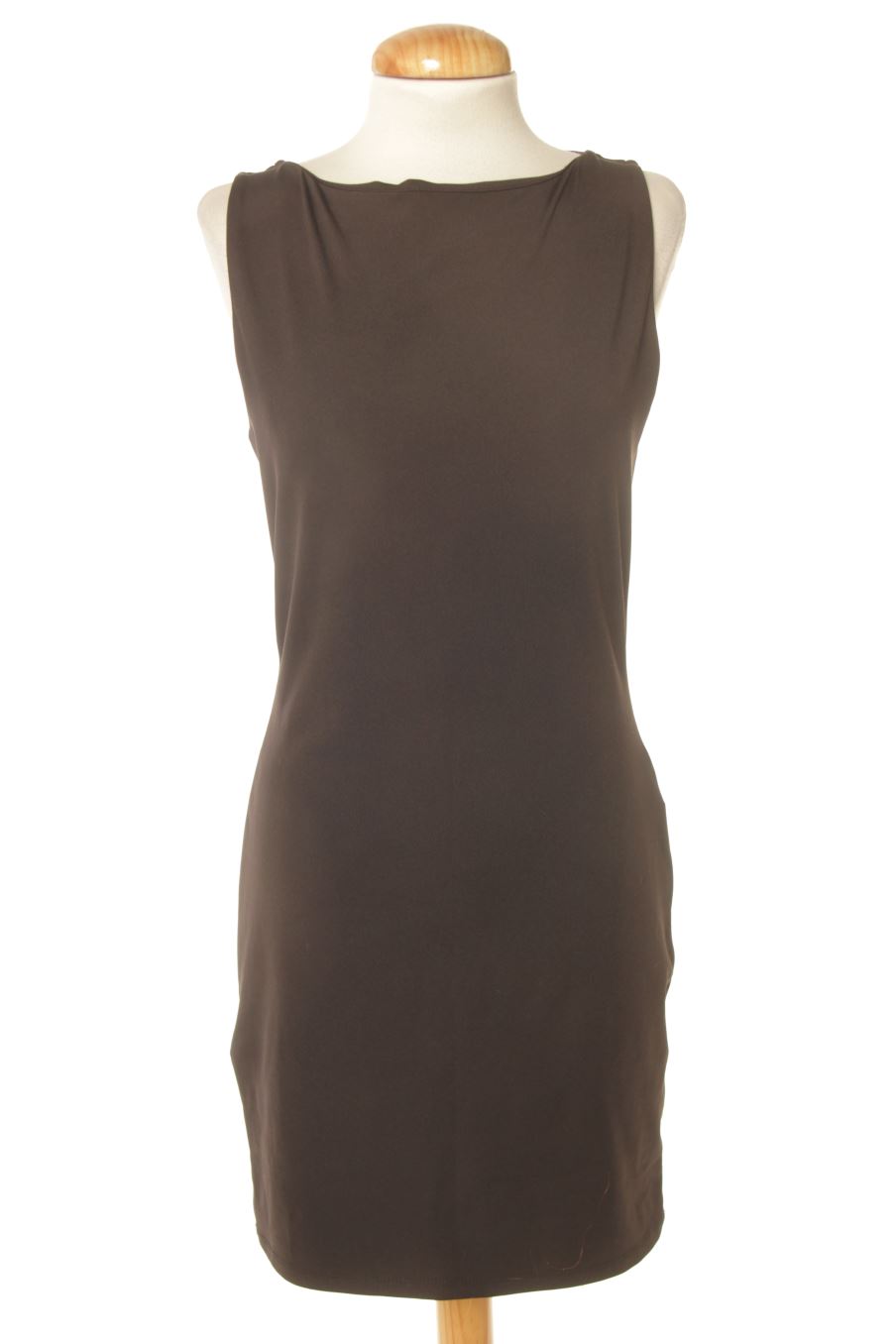 Robe casual Stradivarius de la taille M, de couleur noir