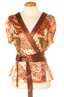 Blusa a maniche corte M BCBGMAXAZRIA, foto 1 di 2