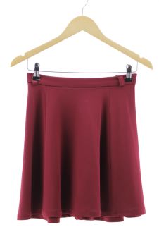 Jupe XS Stradivarius, photo 1 sur 2