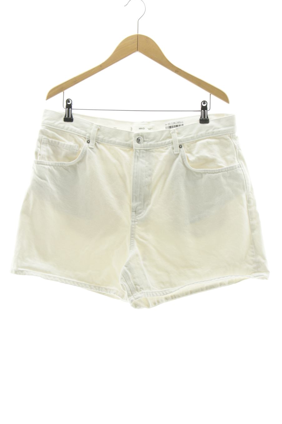 Pantalón corto de Mango de la talla 46, de color blanco de ropa vaquera