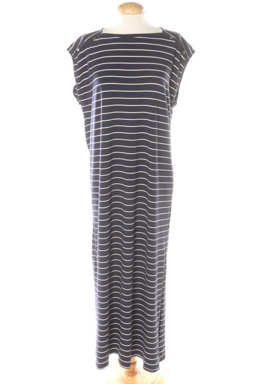 Einfaches Kleid