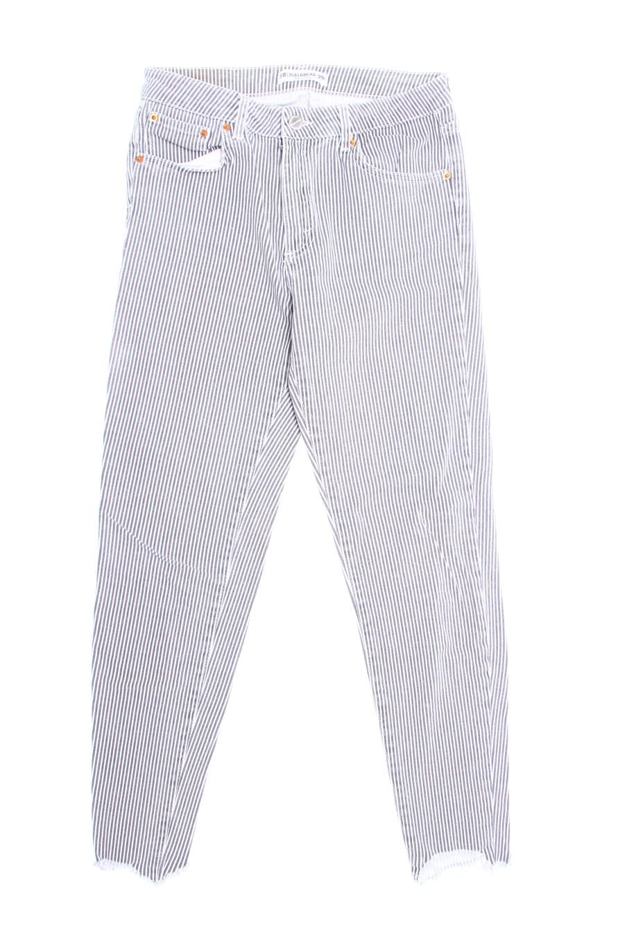 Jeans de Pull & Bear de la talla 38, de color righe