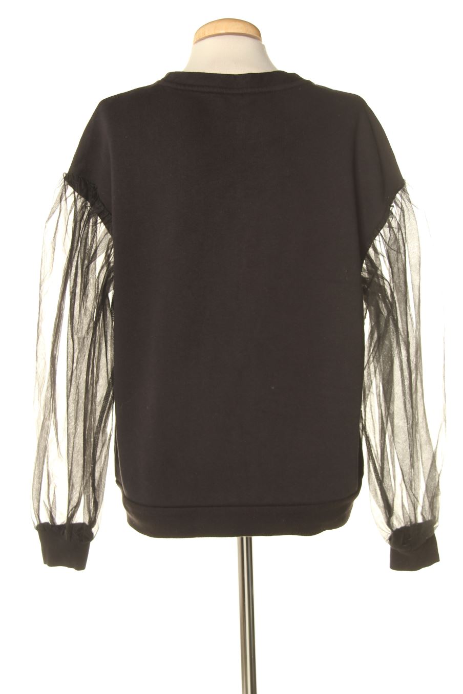 Sweat H&M de la taille M, de couleur noir