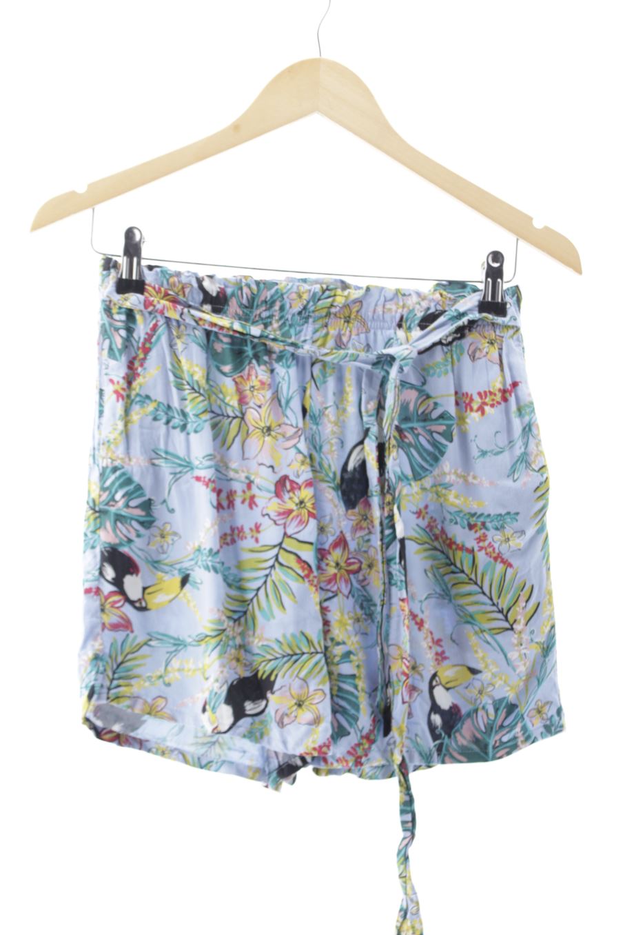 Pantaloni corti de Stradivarius de la talla 34, de color fiori