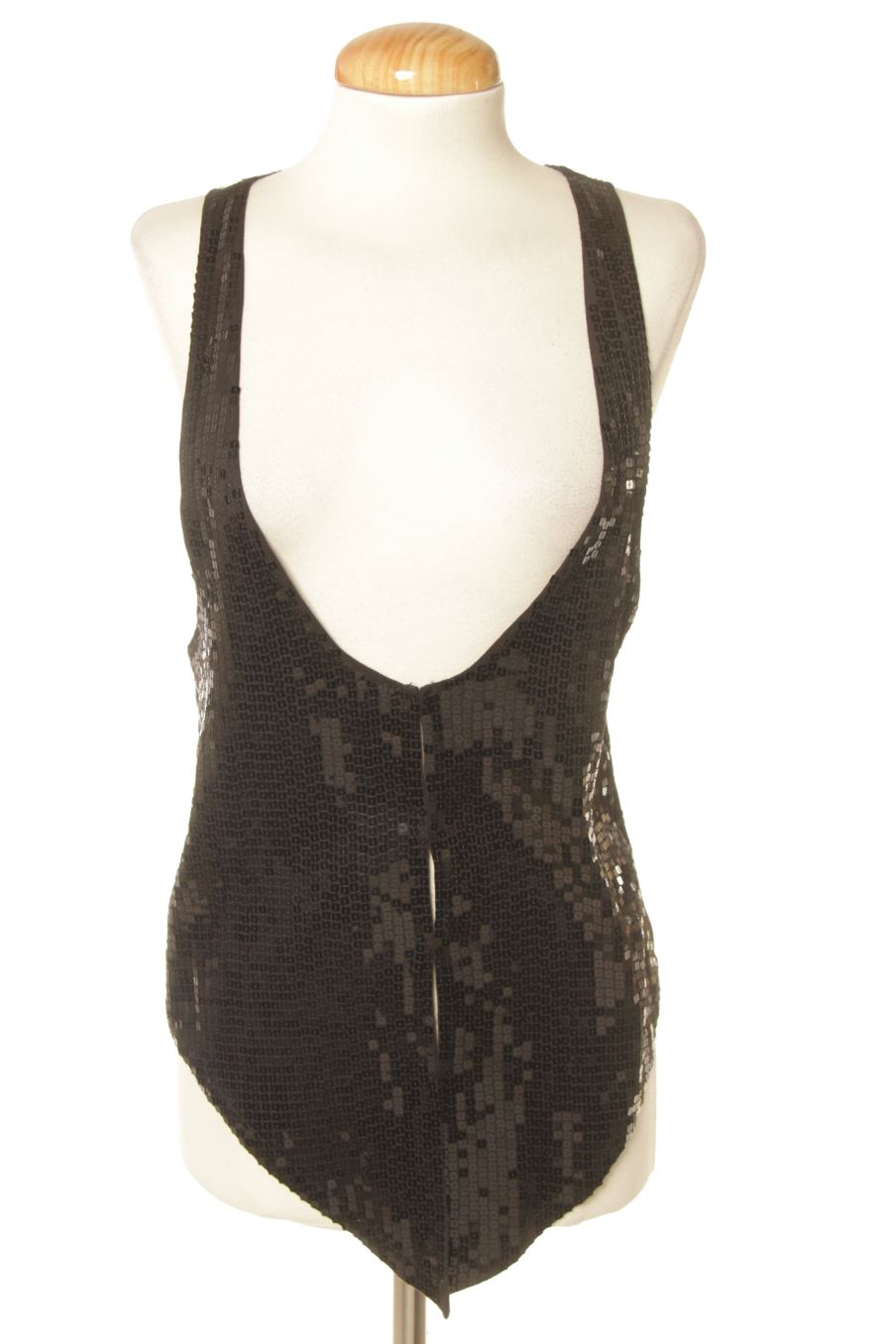 Top Benetton de la taille S, de couleur noir