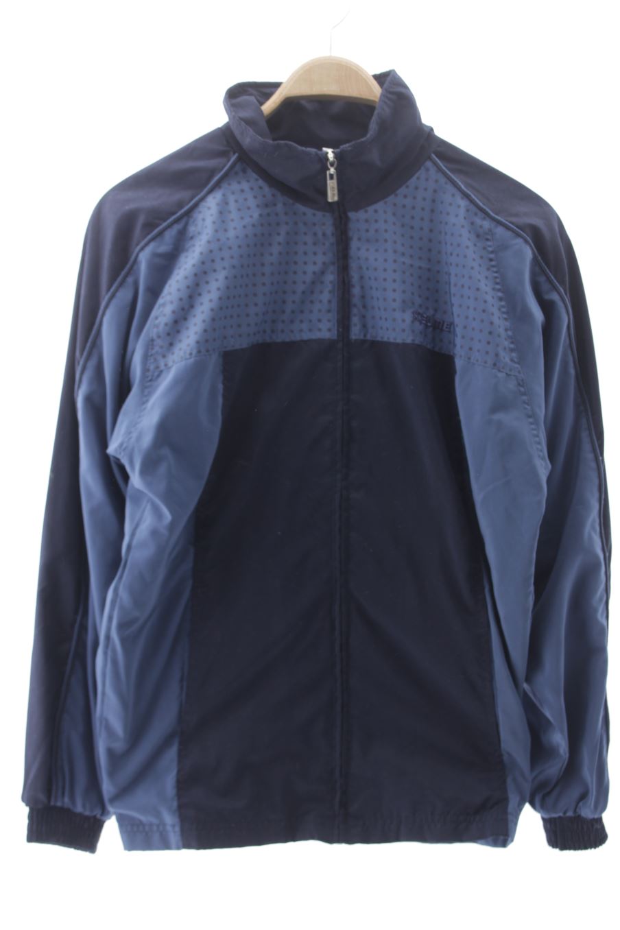 Cazadora de Kelme de la talla M