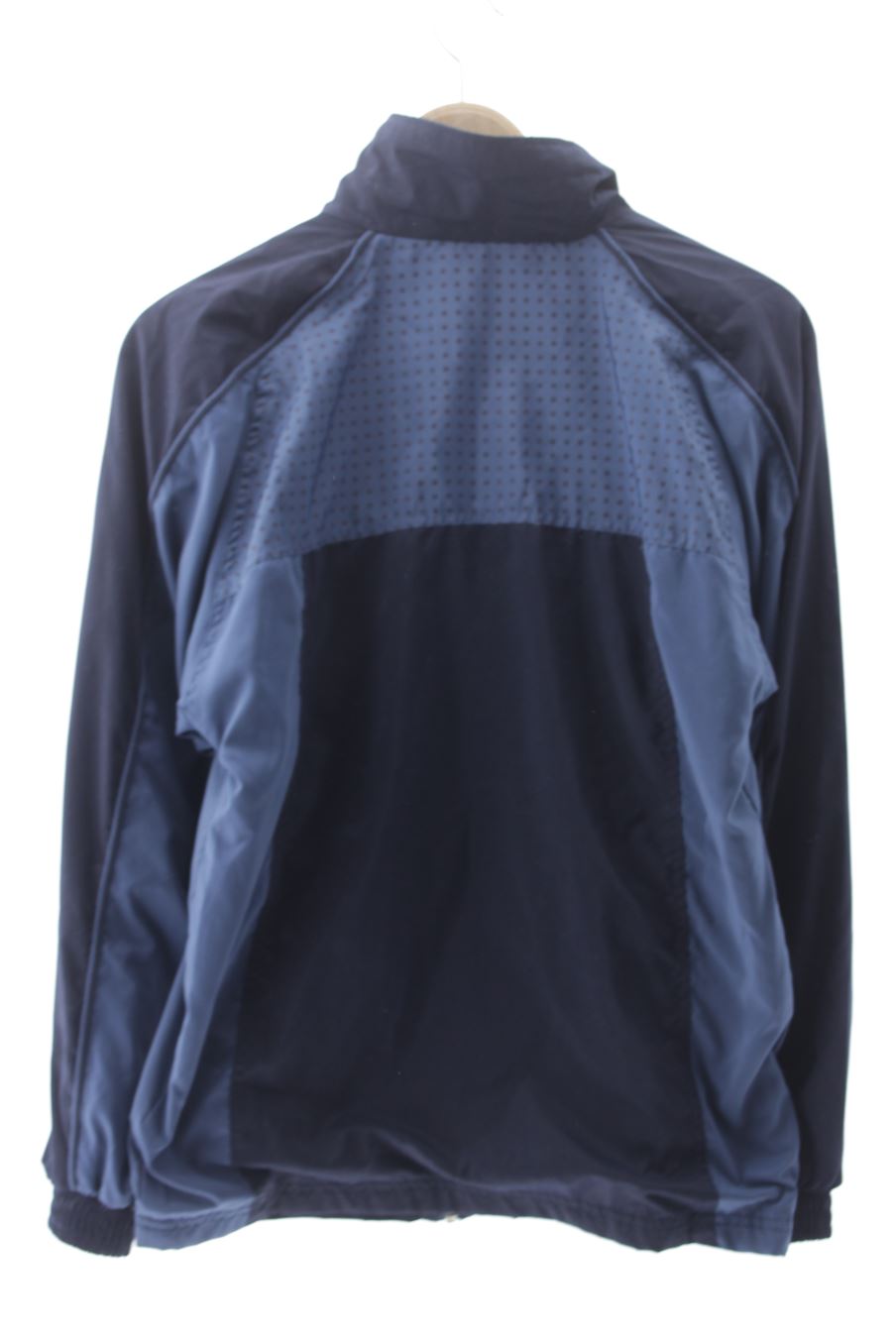 Cazadora de Kelme de la talla M