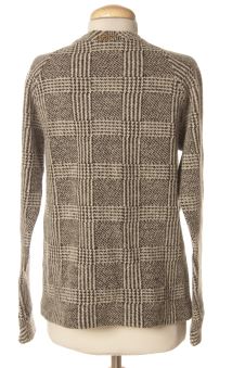 Pull 36 Roseanna