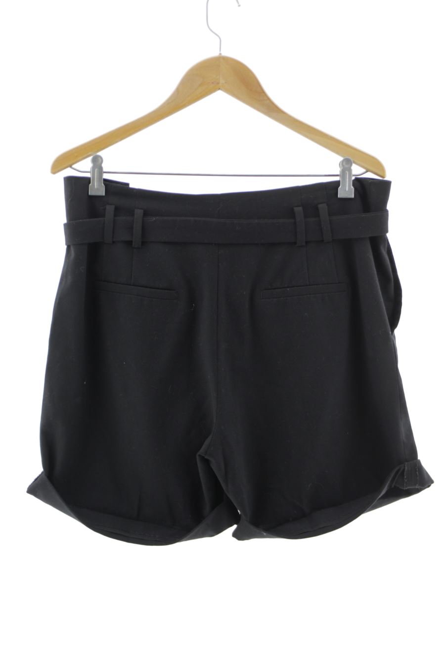 Pantalones cortos de Zara de la talla L, de color negro