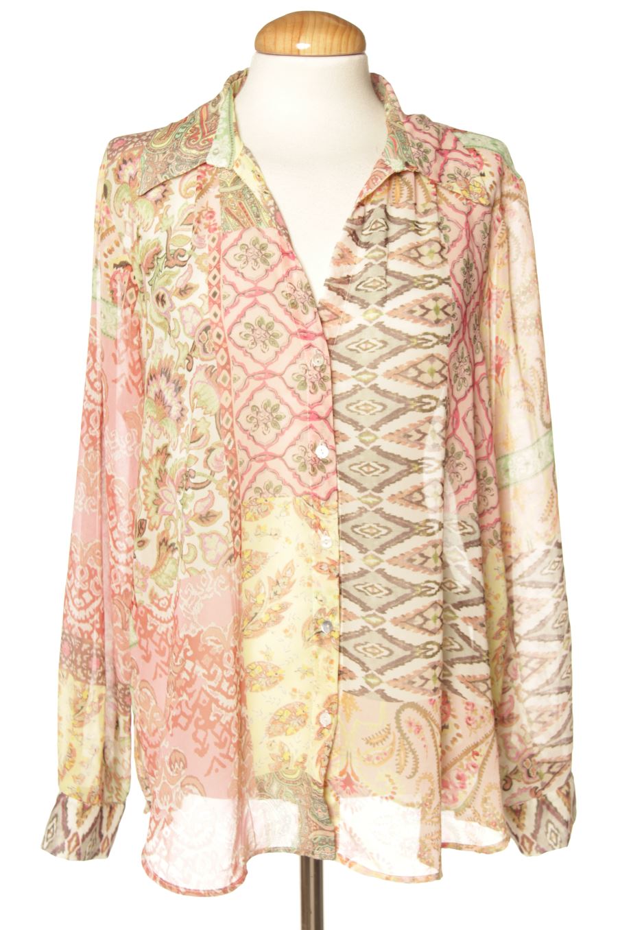 Camisa de Zara de la talla L, de color estampado