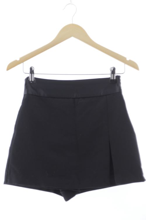 Pantalón corto