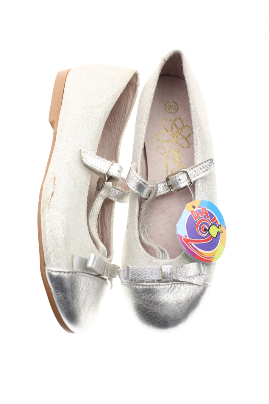 Zapatos de DAM de la talla 32 con etiqueta