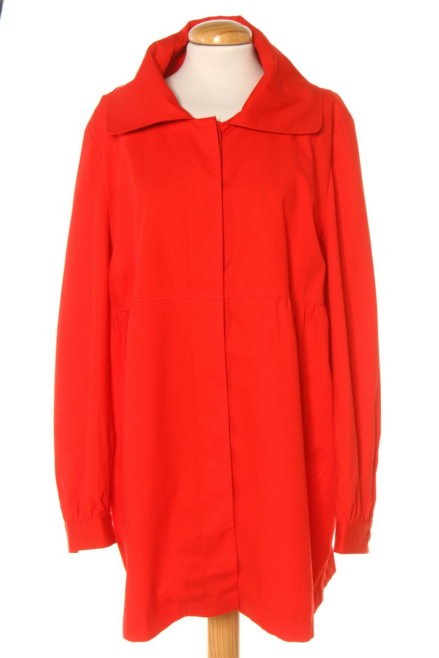 Manteau Adolfo Dominguez de la taille XL, de couleur rouge