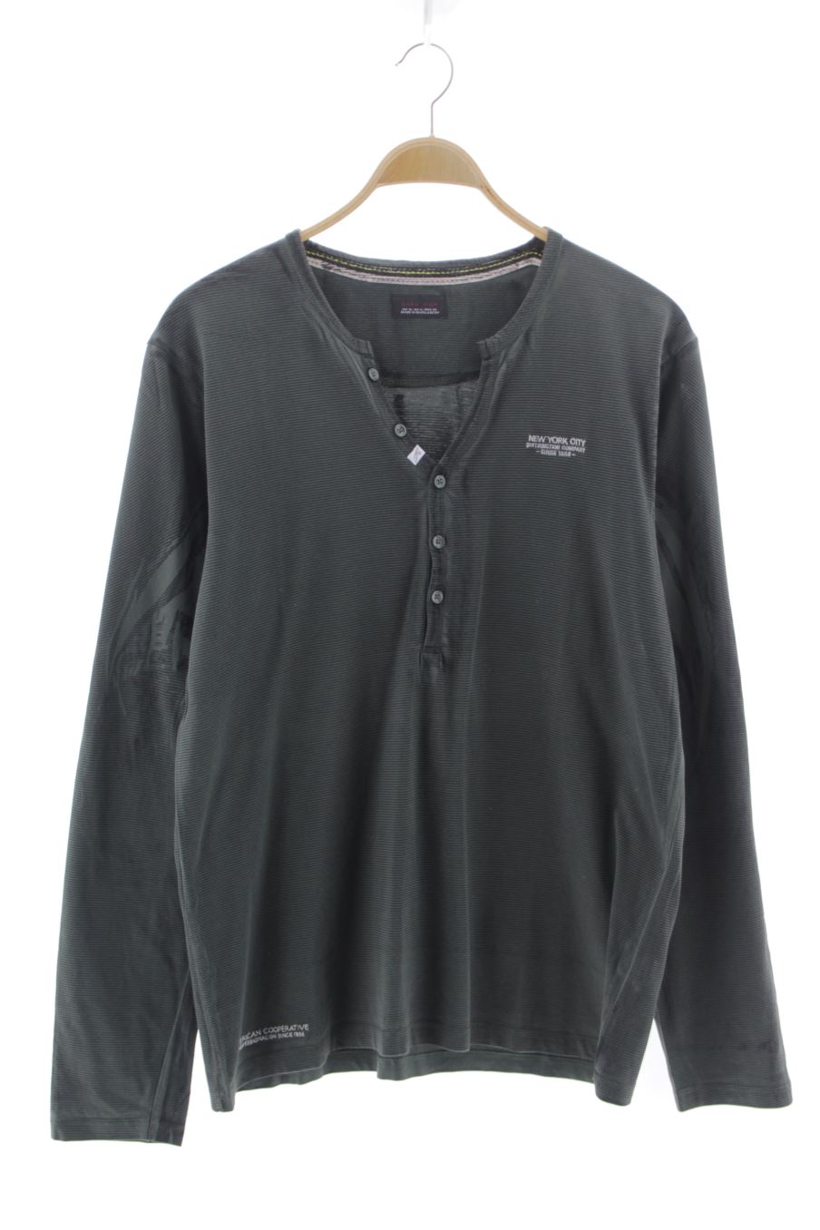 Camiseta manga larga de Zara de la talla XL
