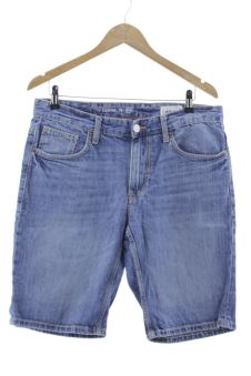 Pantalón corto 46 C&A