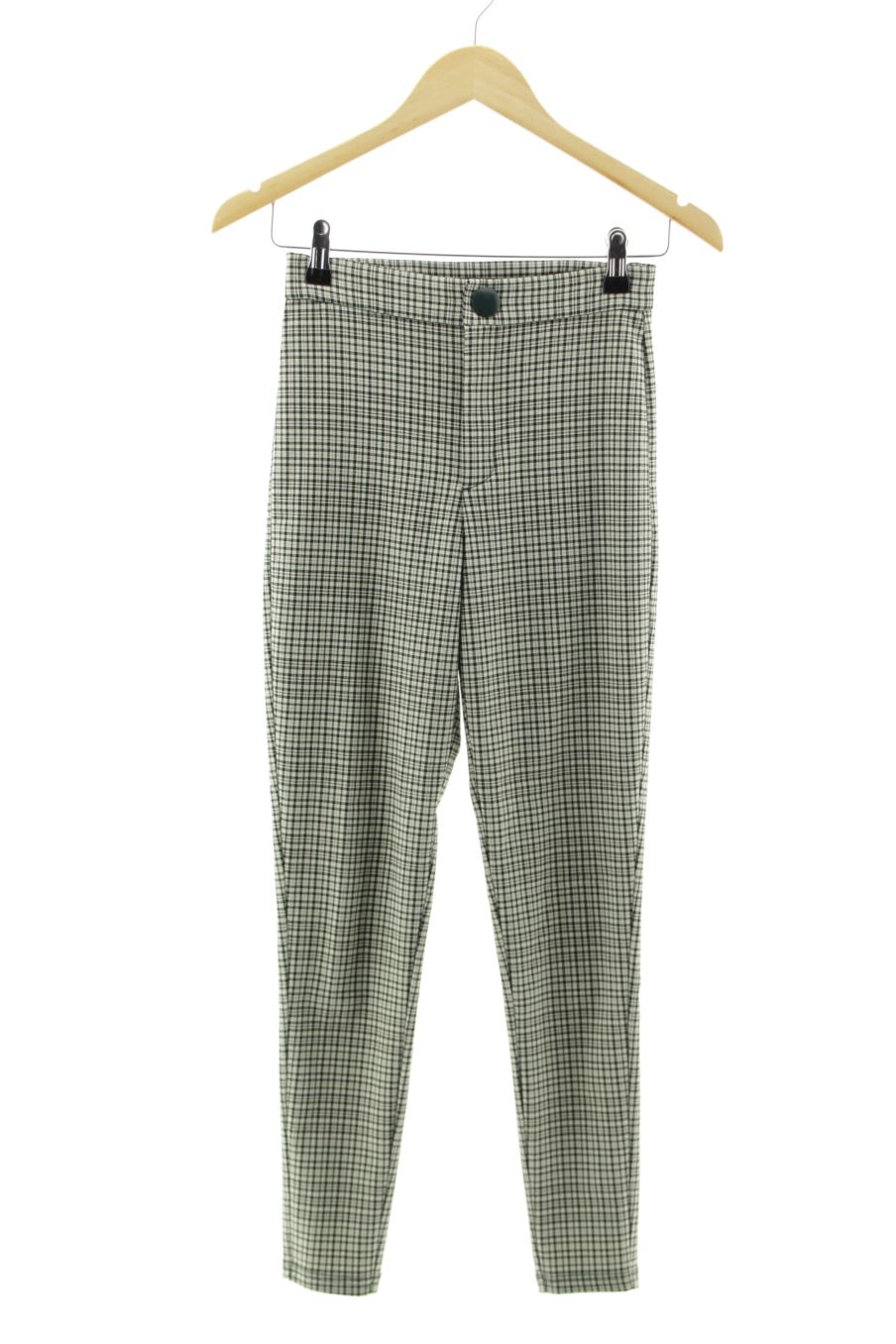 Pantalón de Zara de la talla XS, de color cuadros