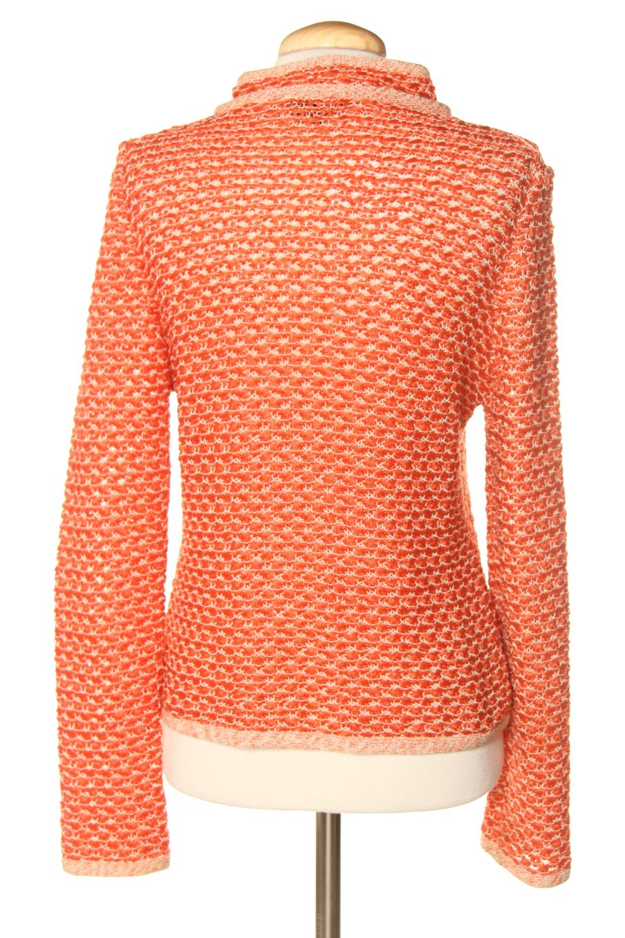 Chaqueta de Adolfo Dominguez de la talla XL, de color estampado