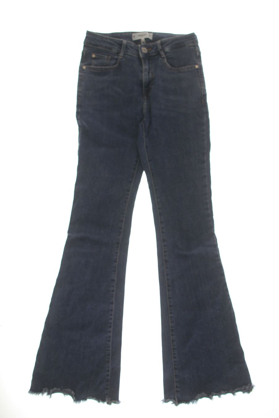 Jeans Mango de la taille 34, de couleur bleu de denim
