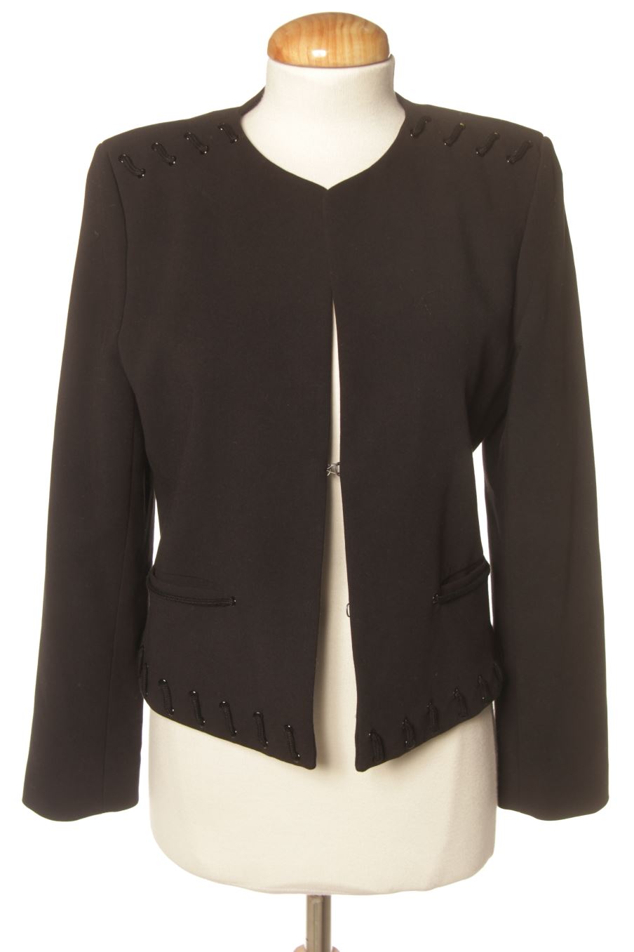 Blazer Sandro de la taille 38, de couleur noir