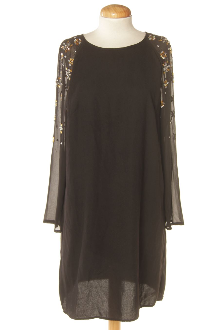 Vestido casual de H&M de la talla S, de color negro