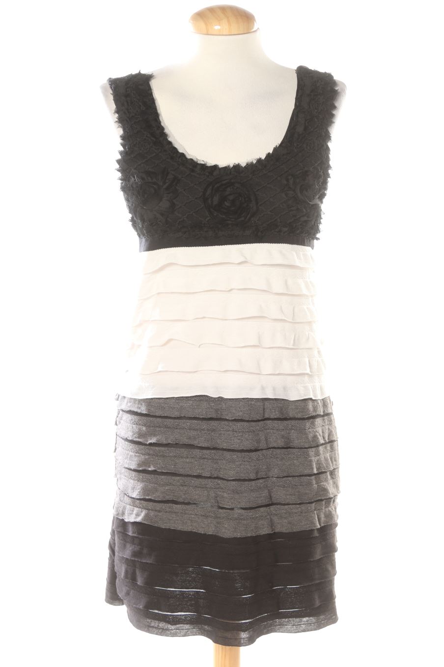 Einfaches Kleid von PERCENTIL Größe M, Farbe Gestreift, für