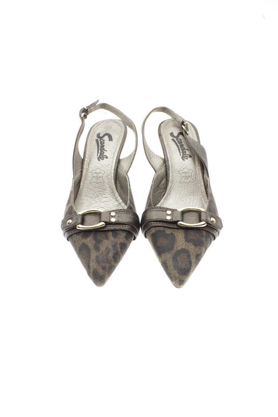 Sandalias tacon de SCANDALE  de la talla 37, de color animal print de
