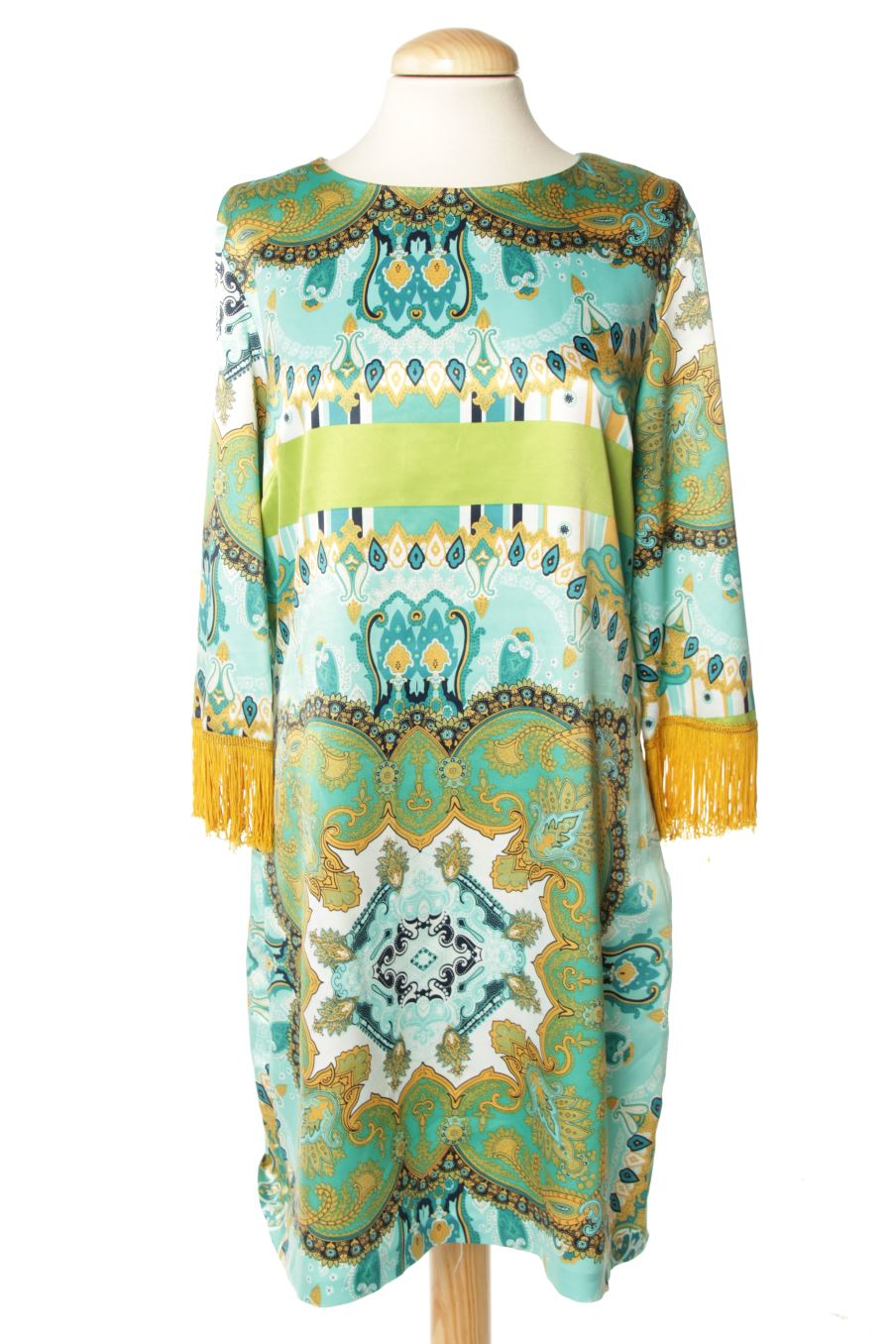 Vestido casual de Carolina Morató de la talla 42, de color estampado