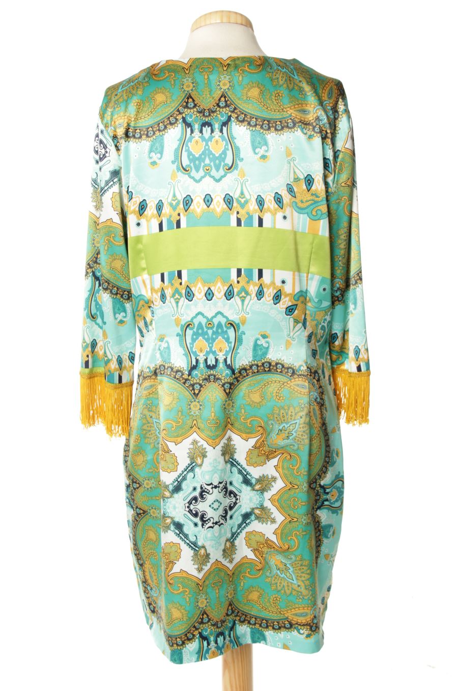 Vestido casual de Carolina Morató de la talla 42, de color estampado
