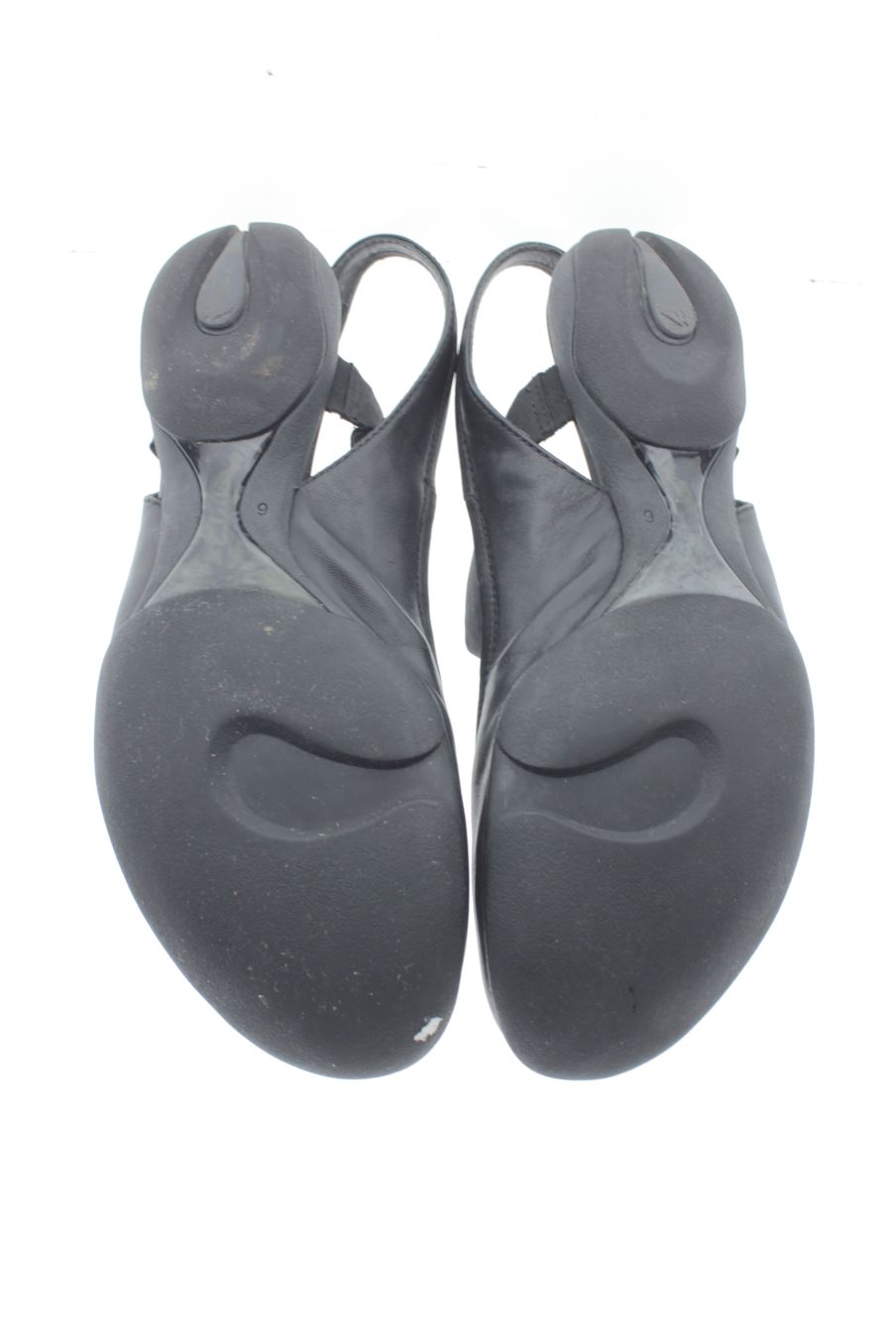 Sandalias planas de Pr!vo de la talla 38, de color negro de