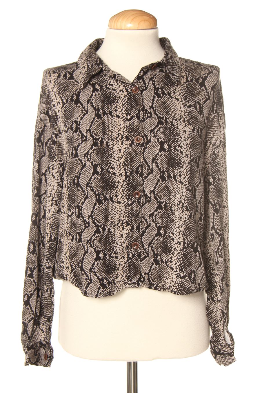Camisa de Zara de la talla XS, de color animal print