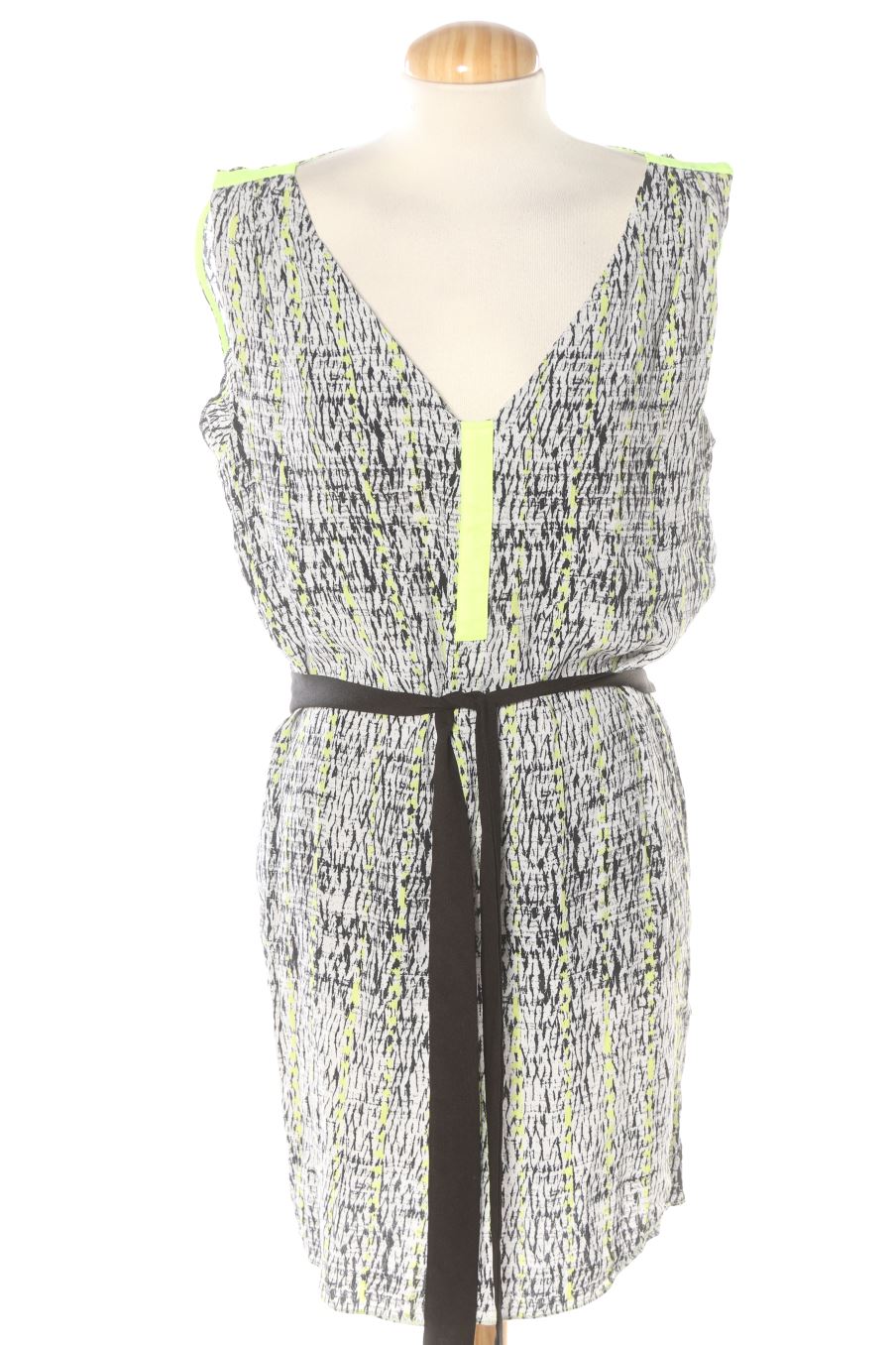 Robe casual Naf Naf de la taille 38, de couleur imprimés