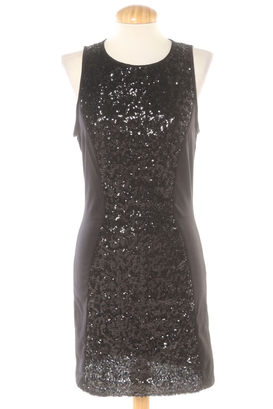 Robe H&M de la taille 38, de couleur noir