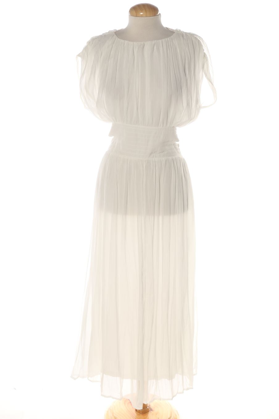 Vestido elegante de Zara de la talla M, de color blanco